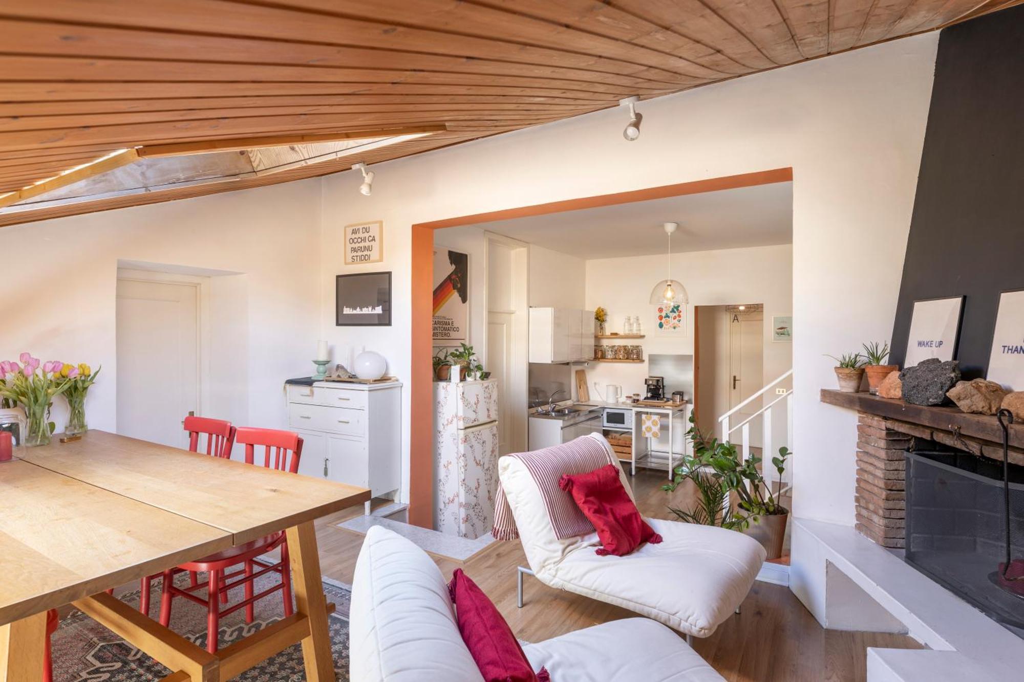 קטאניה Homestay Rooftop מראה חיצוני תמונה